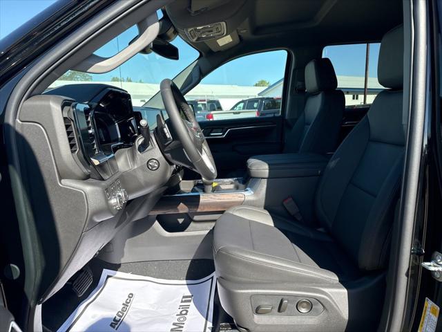 2026 GMC Sierra 1500 Crew Cab, Short Bed, SLT, 4WD