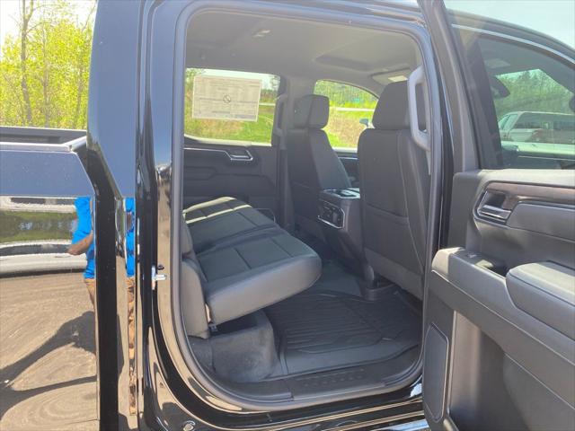 2026 GMC Sierra 1500 Crew Cab, Short Bed, SLT, 4WD