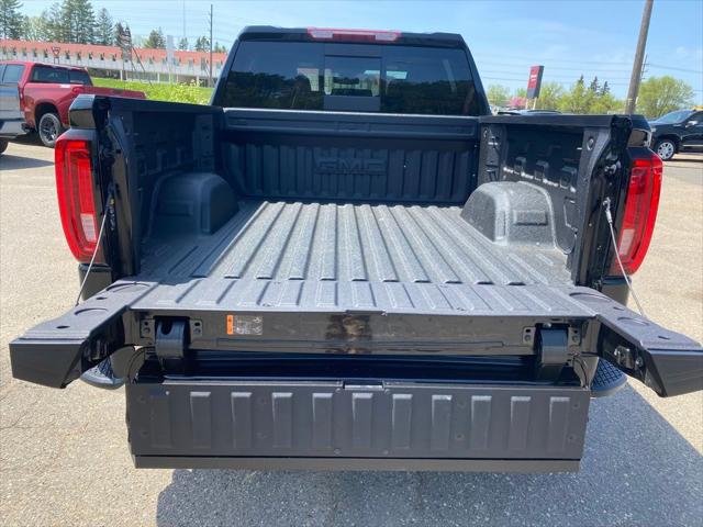 2026 GMC Sierra 1500 Crew Cab, Short Bed, SLT, 4WD