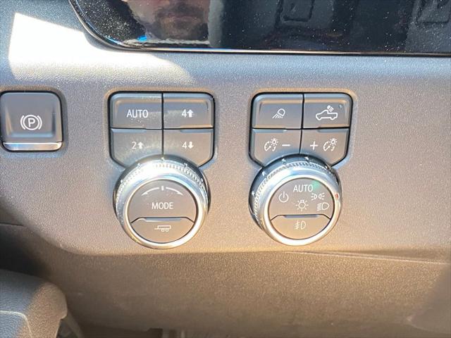 2026 GMC Sierra 1500 Crew Cab, Short Bed, SLT, 4WD