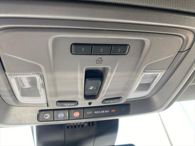 2026 GMC Sierra 1500 Crew Cab, Short Bed, SLT, 4WD