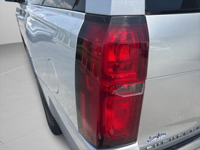 2017 Chevrolet Suburban LT