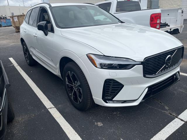 2026 Volvo XC60 B5 Core