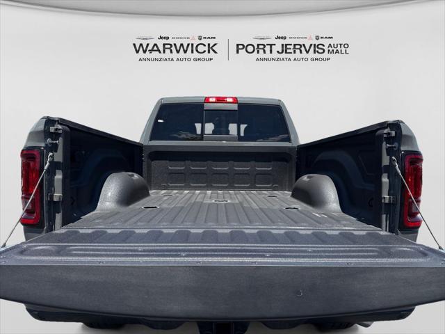 2026 Ram 2500 Black Express Crew Cab 4x4 64 Box