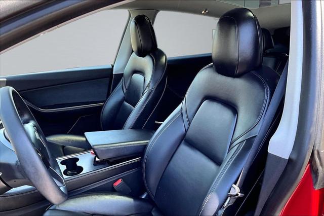 2022 Tesla Model Y Long Range Dual Motor All-Wheel Drive