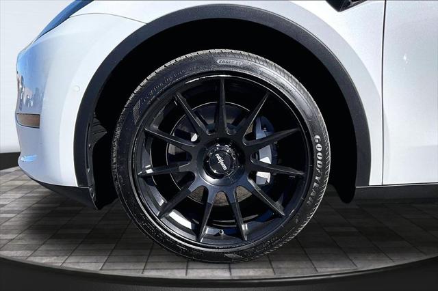 2021 Tesla Model Y Long Range Dual Motor All-Wheel Drive