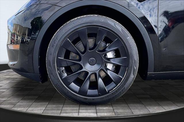 2023 Tesla Model Y Long Range Dual Motor All-Wheel Drive