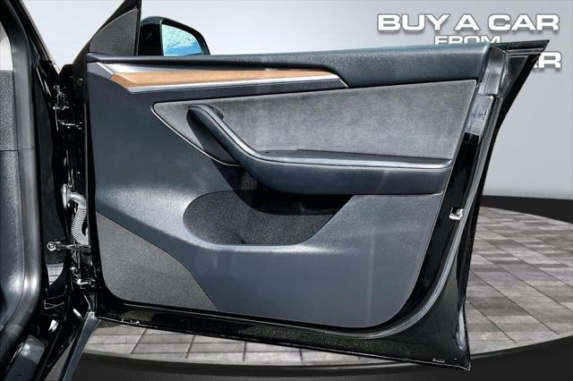 2023 Tesla Model Y Long Range Dual Motor All-Wheel Drive