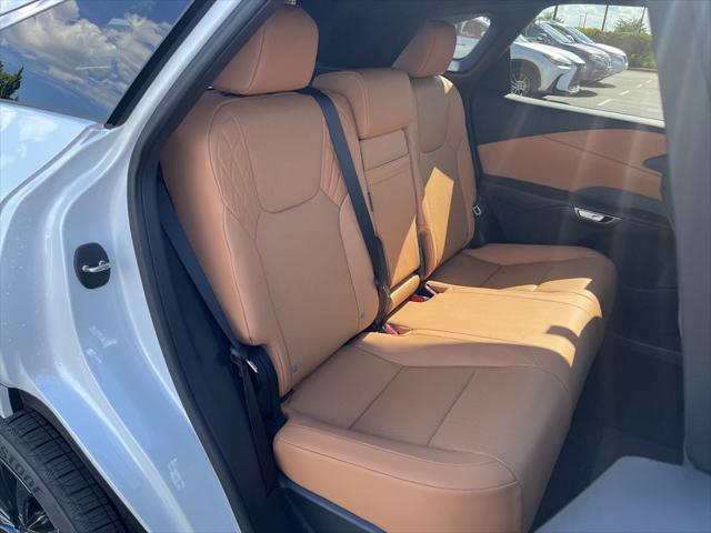 2026 Lexus RX 450h+ Premium