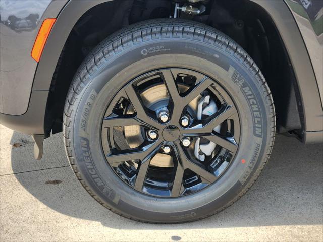 2026 Jeep Grand Cherokee Altitude 4x2