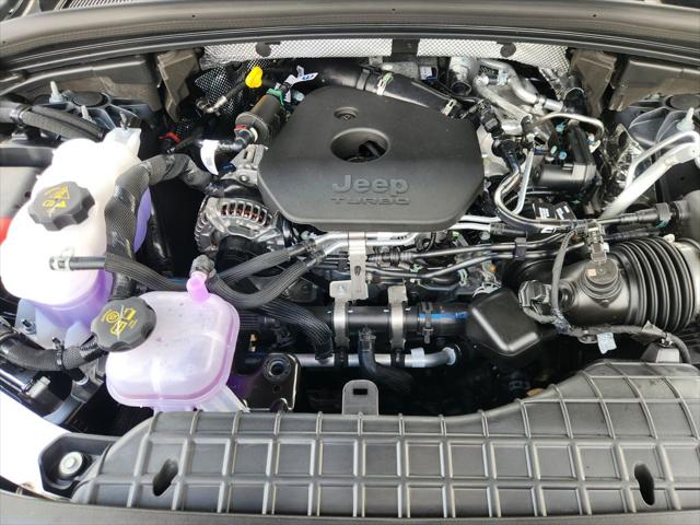 2026 Jeep Grand Cherokee Altitude 4x2