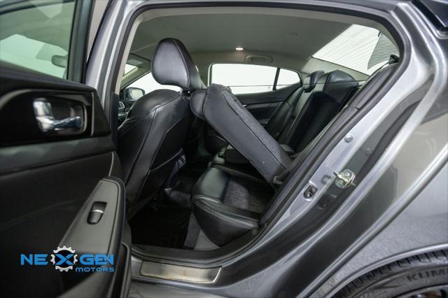 2018 Nissan Maxima 3.5 SR