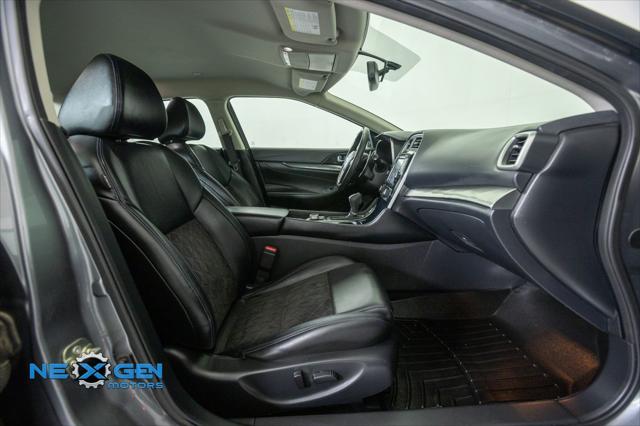 2018 Nissan Maxima 3.5 SR