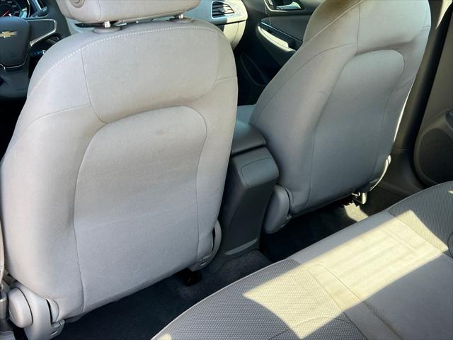 2017 Chevrolet Cruze LS Auto