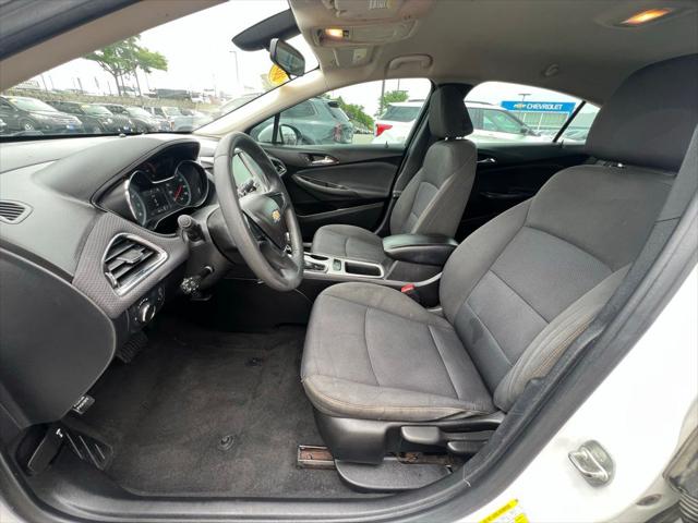 2018 Chevrolet Cruze LS Auto