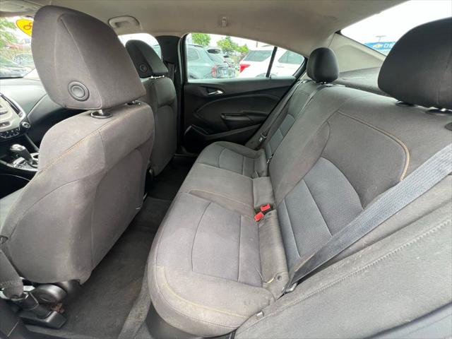 2018 Chevrolet Cruze LS Auto