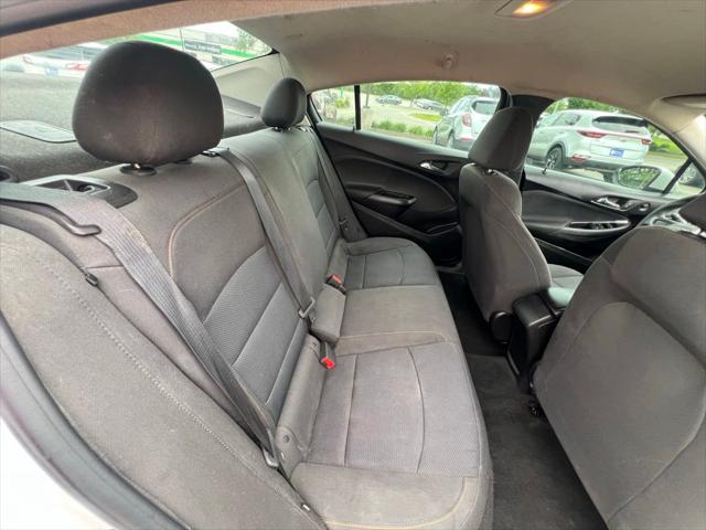 2018 Chevrolet Cruze LS Auto