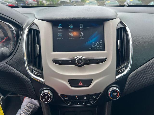 2018 Chevrolet Cruze LS Auto