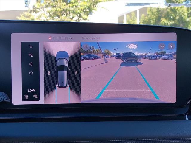 2027 Audi Q6 e-tron Premium quattro