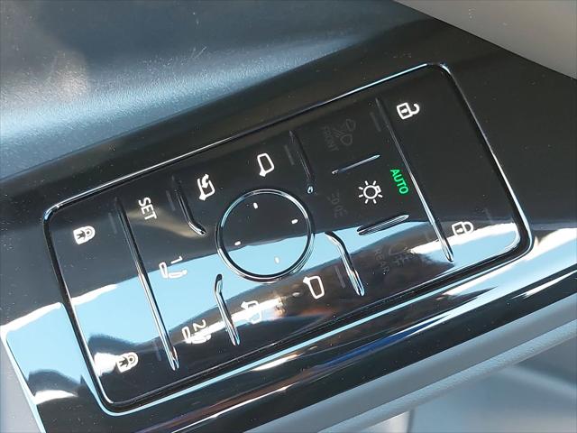 2027 Audi Q6 e-tron Premium quattro