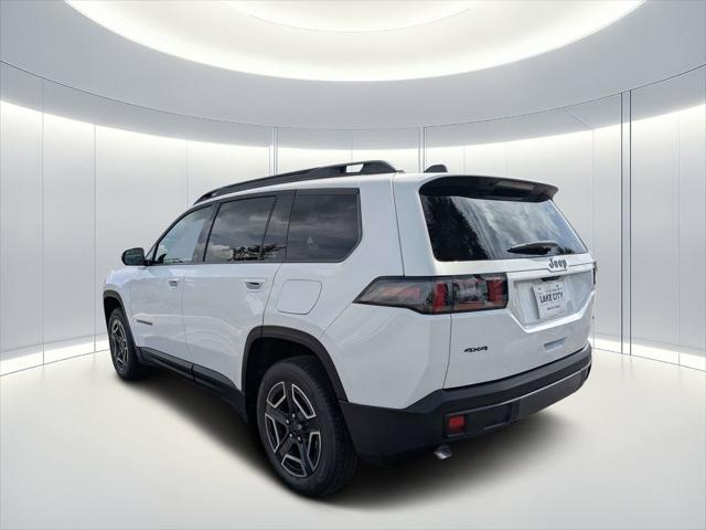 2026 Jeep Cherokee Laredo 4x4