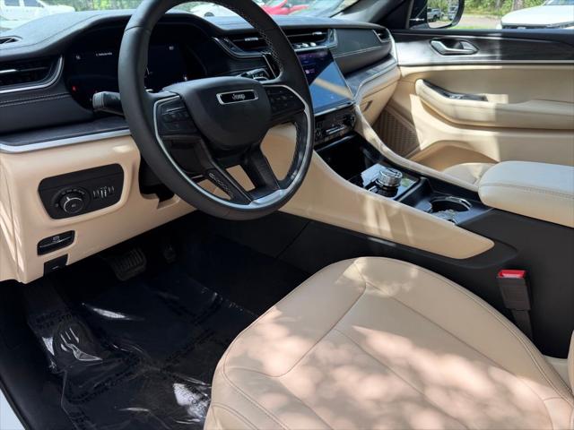 2025 Jeep Grand Cherokee L Limited 4x4