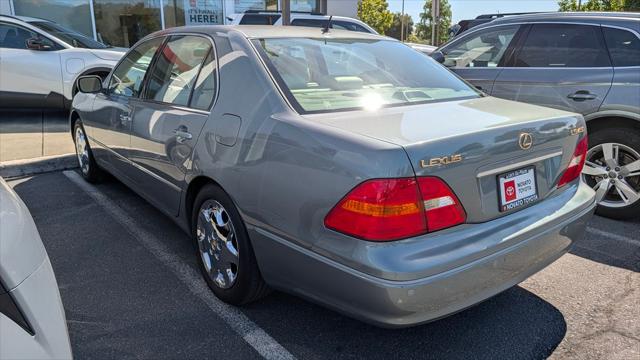 2002 Lexus LS 430 430