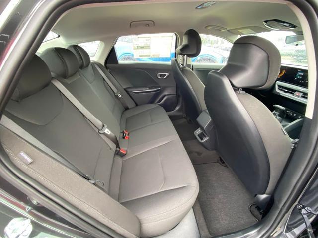 2026 Kia K4 LX