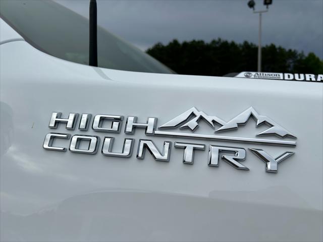 2026 Chevrolet Silverado 3500HD Crew Cab, Standard Bed, High Country, 4WD