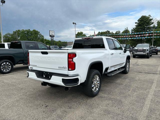 2026 Chevrolet Silverado 3500HD Crew Cab, Standard Bed, High Country, 4WD