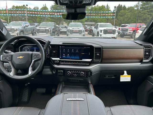 2026 Chevrolet Silverado 3500HD Crew Cab, Standard Bed, High Country, 4WD
