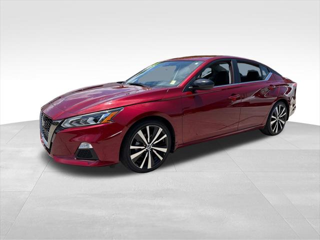 2022 Nissan Altima SR FWD