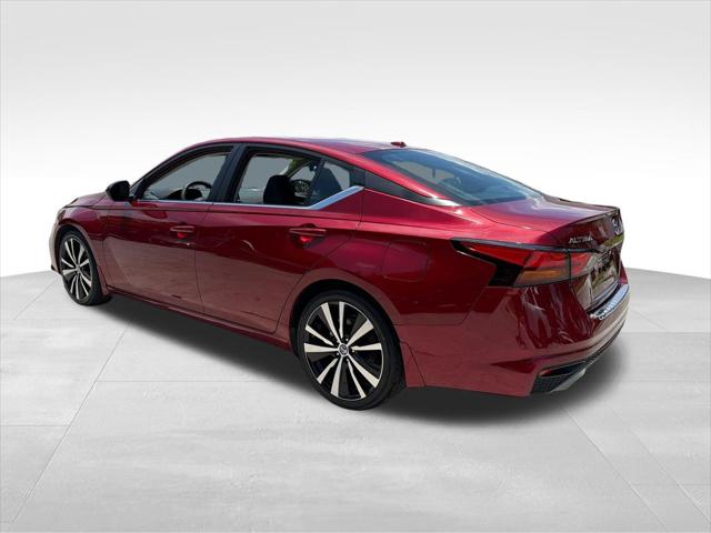 2022 Nissan Altima SR FWD