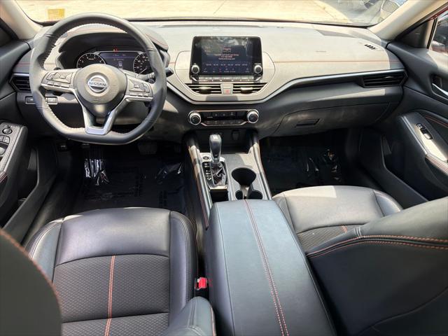 2022 Nissan Altima SR FWD