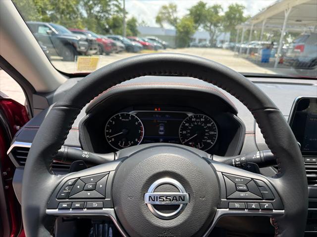 2022 Nissan Altima SR FWD