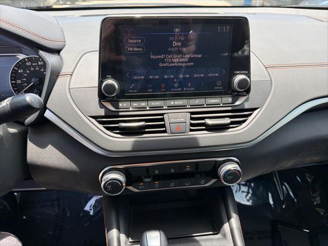 2022 Nissan Altima SR FWD