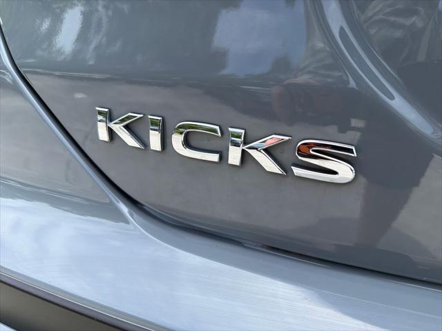 2023 Nissan Kicks SR Xtronic CVT