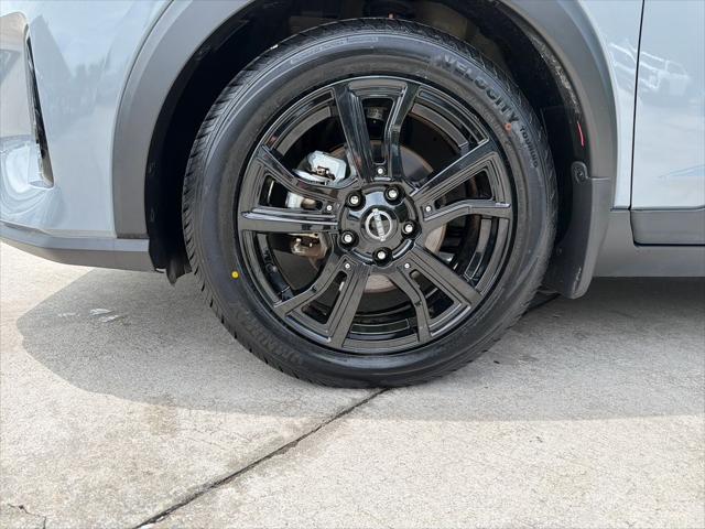 2023 Nissan Kicks SR Xtronic CVT