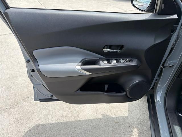 2023 Nissan Kicks SR Xtronic CVT