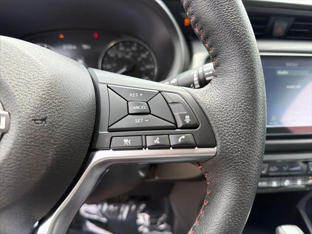 2023 Nissan Kicks SR Xtronic CVT