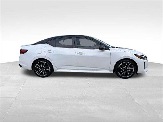 2024 Nissan Sentra SR Xtronic CVT