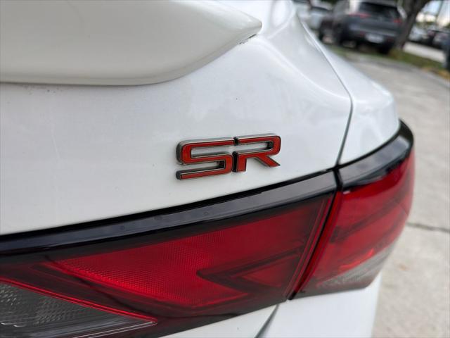 2024 Nissan Sentra SR Xtronic CVT
