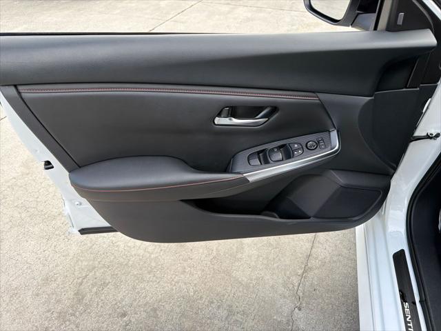 2024 Nissan Sentra SR Xtronic CVT