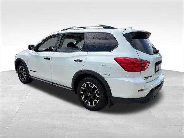 2020 Nissan Pathfinder SL 4WD