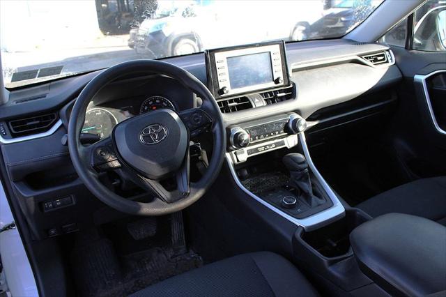 2022 Toyota RAV4 Hybrid LE