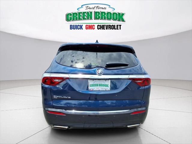 2022 Buick Enclave AWD Essence