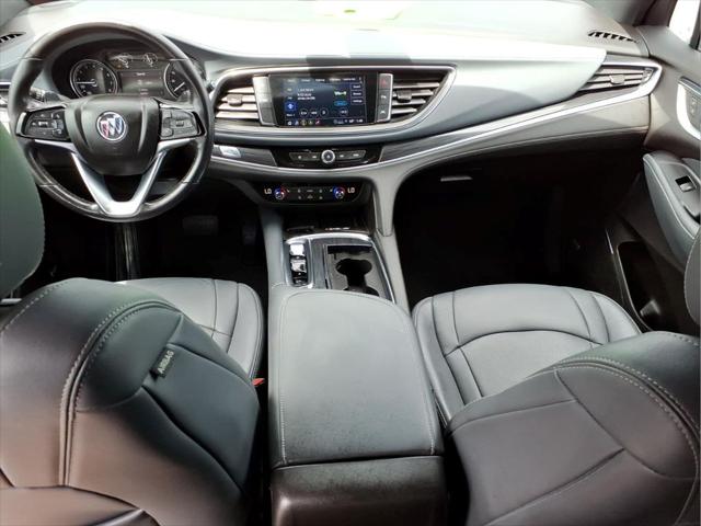 2022 Buick Enclave AWD Essence