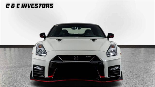2023 Nissan GT-R NISMO Dual-clutch 6-Speed Transmission