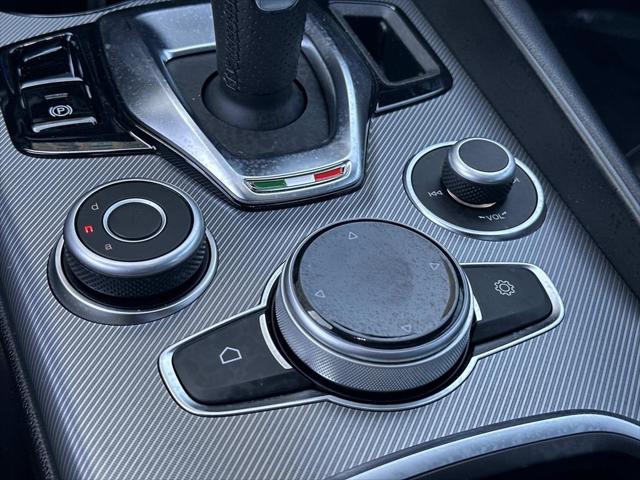 2025 Alfa Romeo Giulia Tributo Italiano AWD