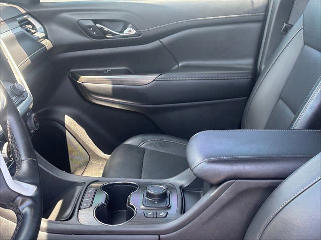 2023 GMC Acadia FWD SLT